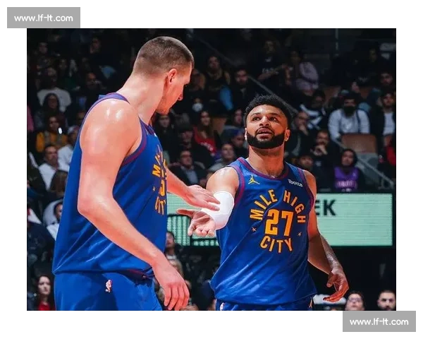 四队争夺！亚历山大 - 沃克成自由市场香饽饽，快船活塞老鹰魔术角力