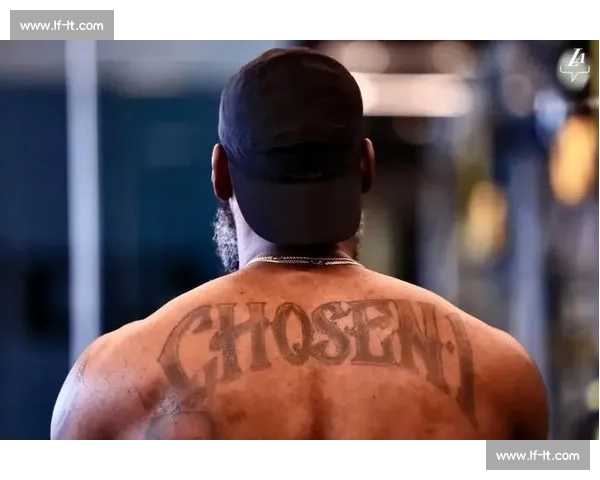 提前两小时的自律：詹姆斯的训练密码与焦虑背后